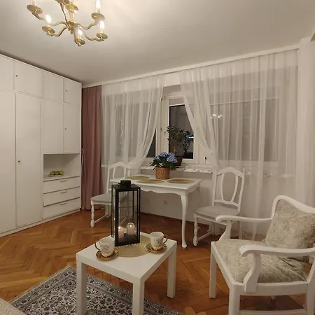 Apartments&rooms *
