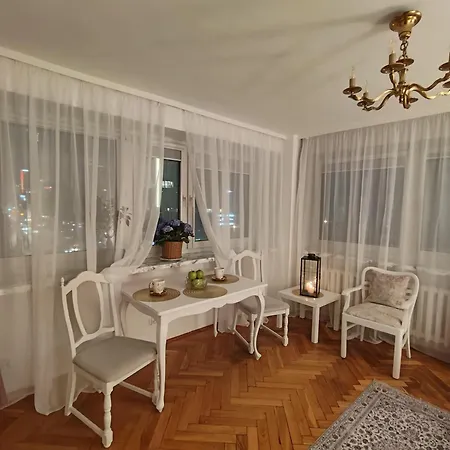 Apartments&rooms