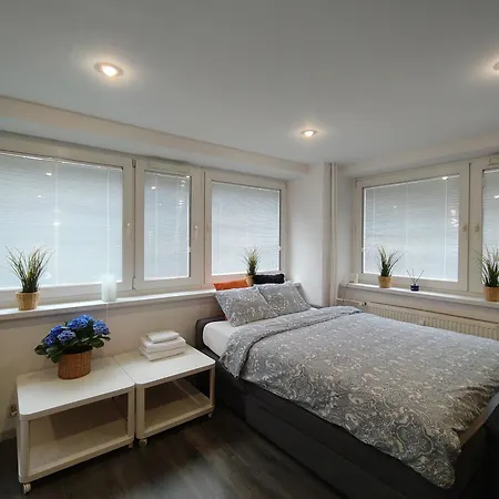 Apartments&rooms ワルシャワ